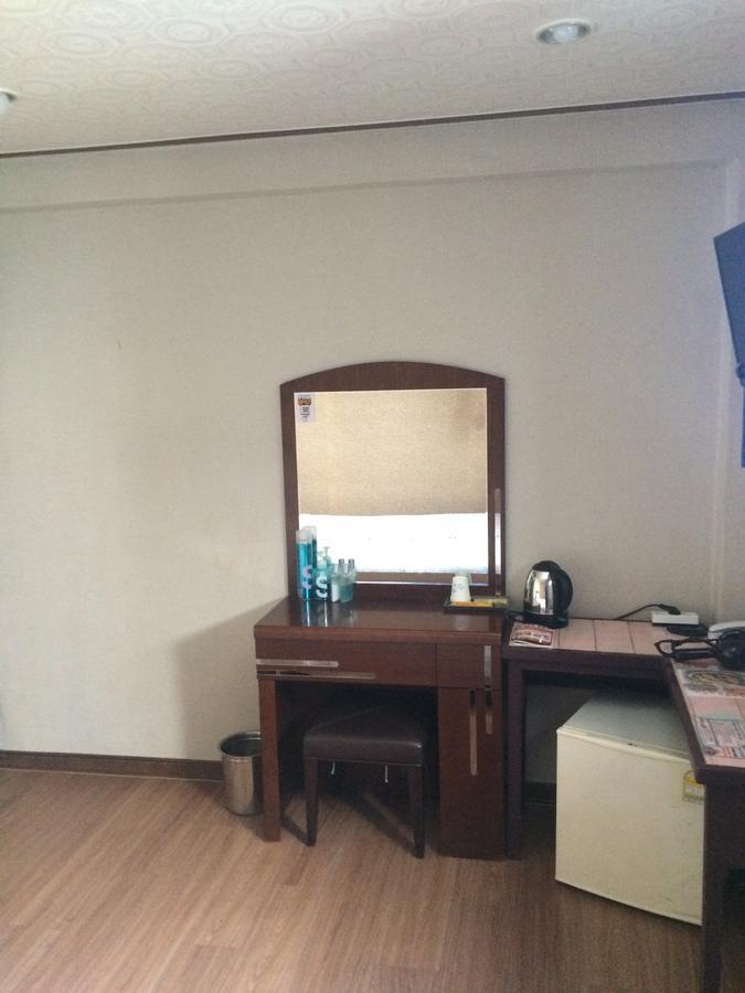 Yegrina Motel Nonsan エクステリア 写真